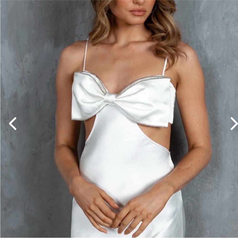 Selfie Leslie Aurelia Diamante Bow Maxi Dress in White